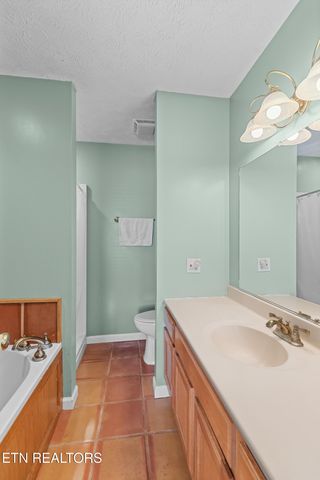 747 E Dumplin Valley Rd, Jefferson City, TN 37760