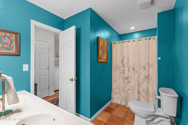 747 E Dumplin Valley Rd, Jefferson City, TN 37760