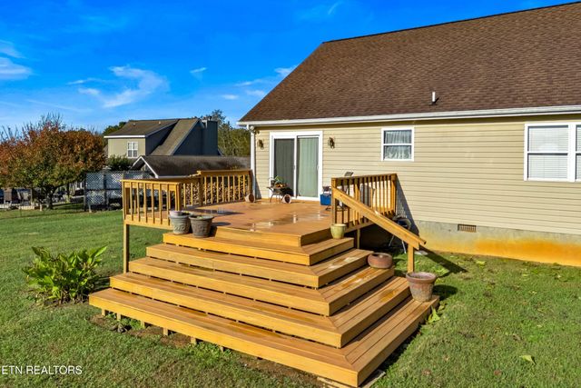 747 E Dumplin Valley Rd, Jefferson City, TN 37760