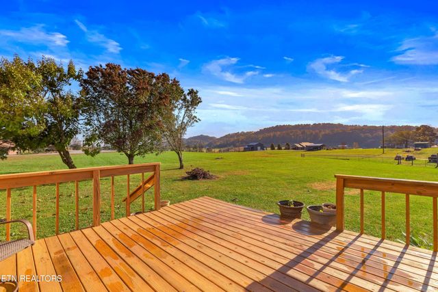 747 E Dumplin Valley Rd, Jefferson City, TN 37760