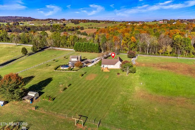 747 E Dumplin Valley Rd, Jefferson City, TN 37760