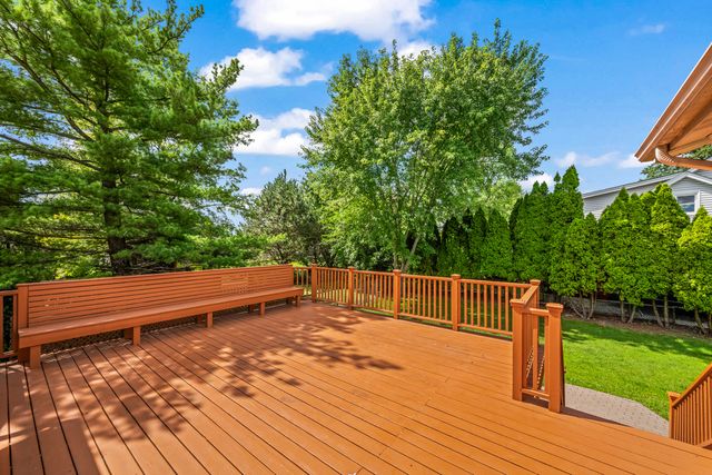 3590 Winston Drive, Hoffman Estates, IL 60192