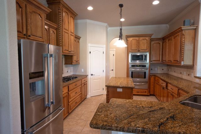 544 Wagon Wheel Trail, Angleton, TX 77515