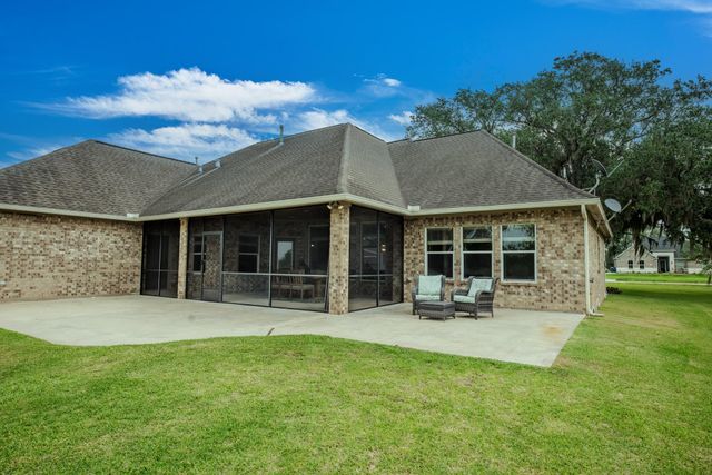 544 Wagon Wheel Trail, Angleton, TX 77515
