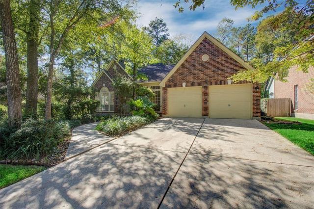19 S Dragonwood Place, Spring, TX 77381