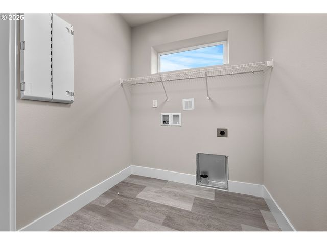 16779 Se SHIMMERING LEAF St, Happy Valley, OR 97086