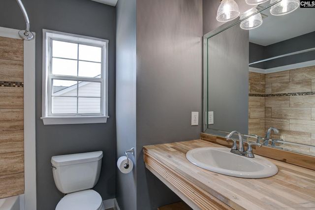 124 Rolling Knoll, Columbia, SC 29229