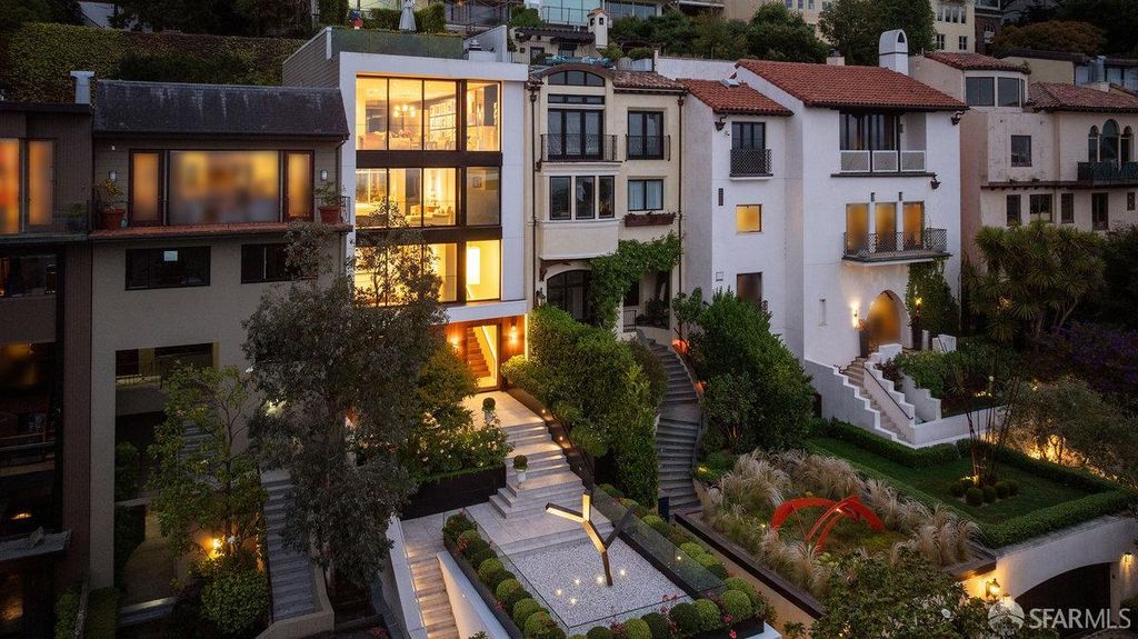 2833 Vallejo Street, San Francisco, CA 94123