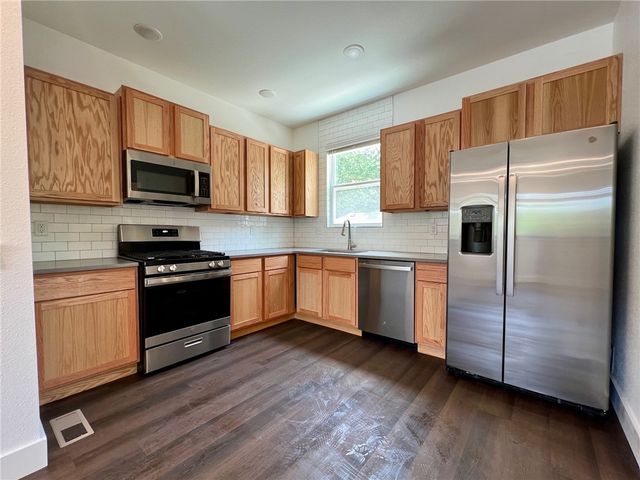 1347 Hendrix Street 2, Fayetteville, AR 72703