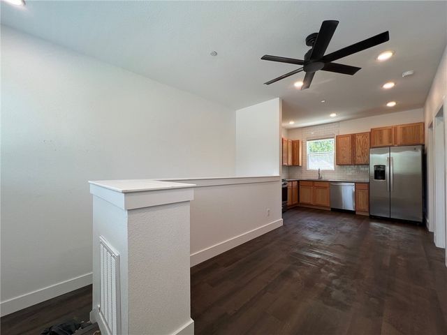 1347 Hendrix Street 2, Fayetteville, AR 72703