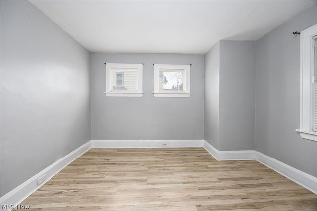 19307 Kildeer Avenue, Cleveland, OH 44119