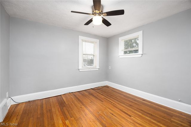 19307 Kildeer Avenue, Cleveland, OH 44119