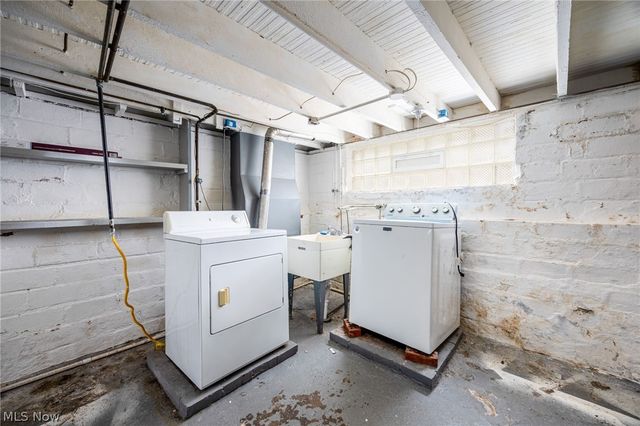 19307 Kildeer Avenue, Cleveland, OH 44119