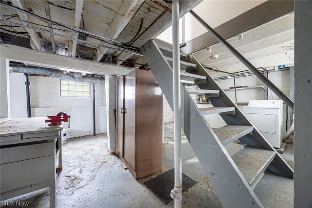 19307 Kildeer Avenue, Cleveland, OH 44119