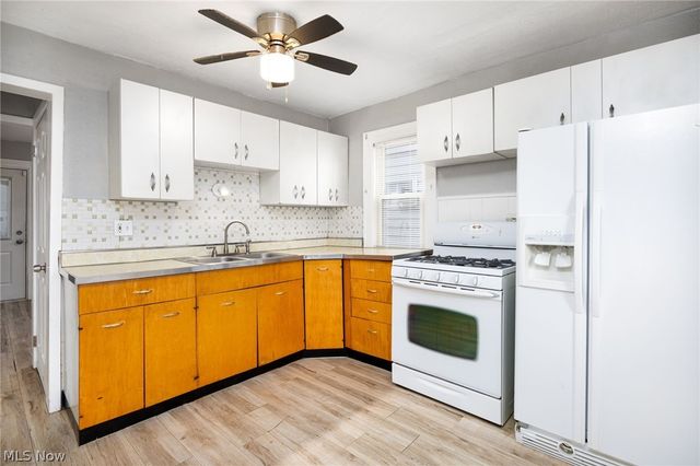 19307 Kildeer Avenue, Cleveland, OH 44119