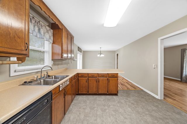 307 Jill Ln, Woodbury, TN 37190