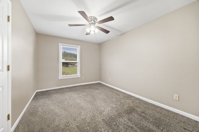 307 Jill Ln, Woodbury, TN 37190