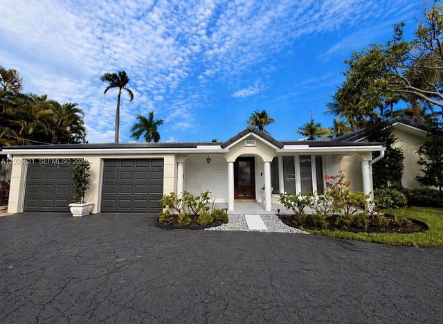 4800 NE 13th Ter, Oakland Park, FL 33334