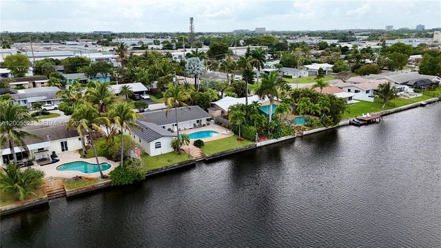 4800 NE 13th Ter, Oakland Park, FL 33334