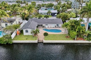 4800 NE 13th Ter, Oakland Park, FL 33334