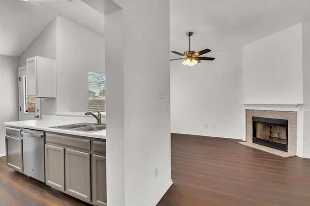 1101 Disraeli CIR, Pflugerville, TX 78660