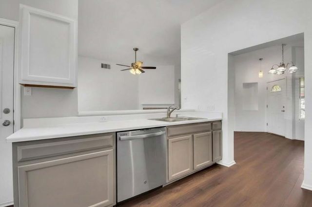 1101 Disraeli CIR, Pflugerville, TX 78660