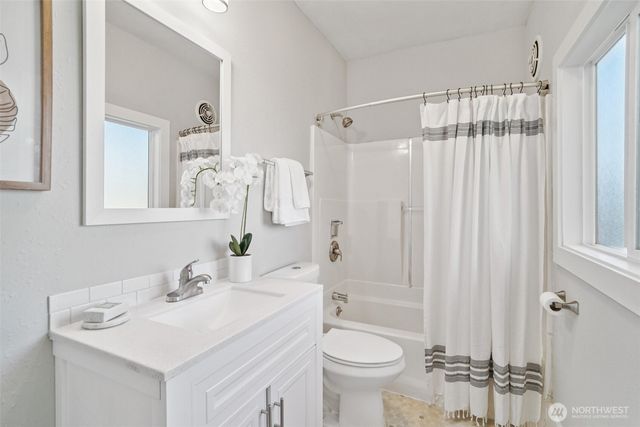 805 E 58th Street, Tacoma, WA 98404