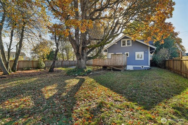 805 E 58th Street, Tacoma, WA 98404