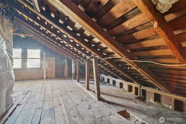 805 E 58th Street, Tacoma, WA 98404