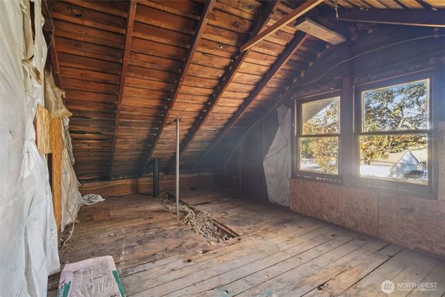 805 E 58th Street, Tacoma, WA 98404