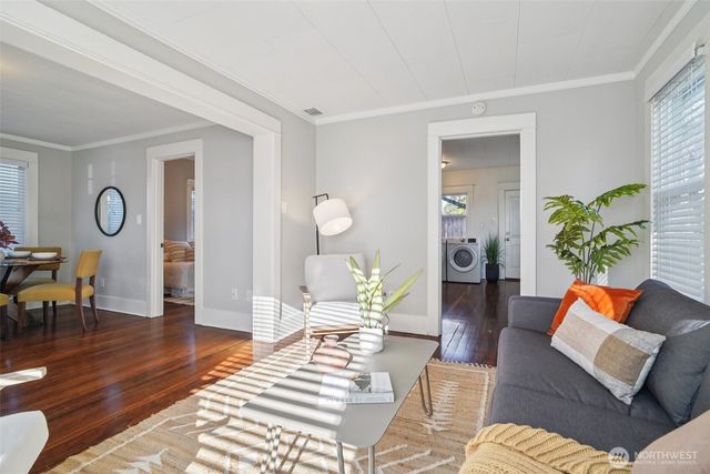 805 E 58th Street, Tacoma, WA 98404