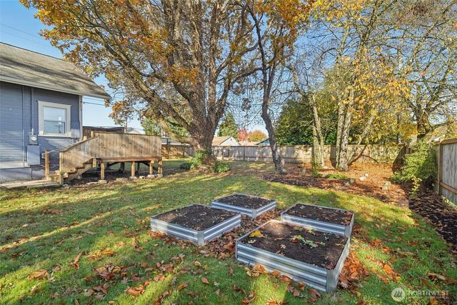 805 E 58th Street, Tacoma, WA 98404