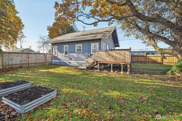 805 E 58th Street, Tacoma, WA 98404