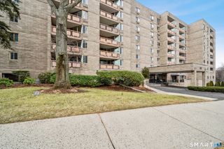 143 Hoyt Street APT 2H, Stamford, CT 06905