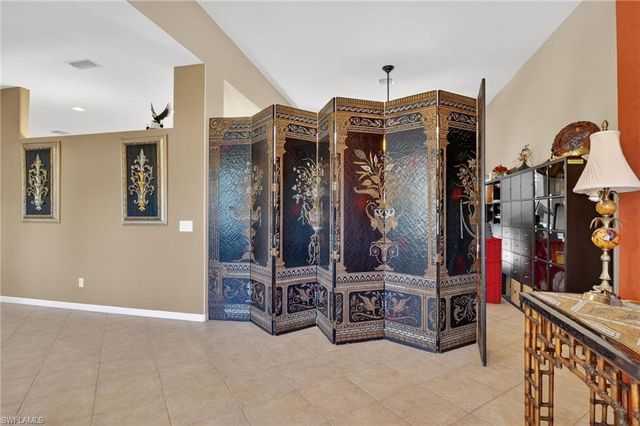 2630 8th ST NW, Naples, FL 34120