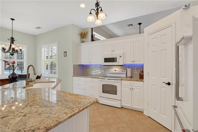 2630 8th ST NW, Naples, FL 34120