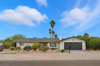 8715 West Hammer Lane, Las Vegas, NV 89149