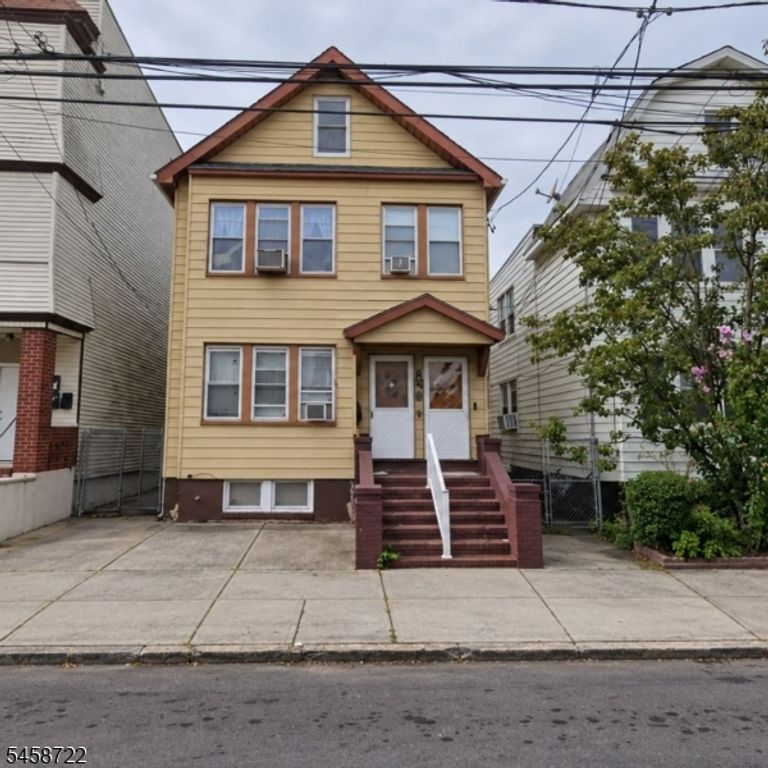 388 N 6Th St, Newark City, NJ 07107