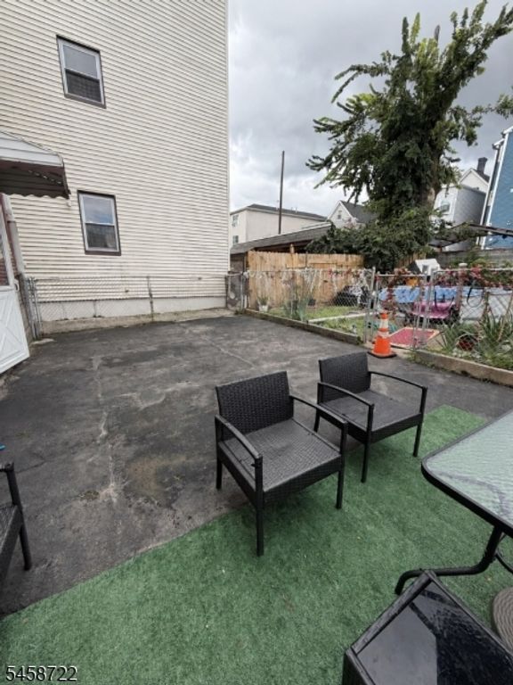 388 N 6Th St, Newark City, NJ 07107 — photo 2