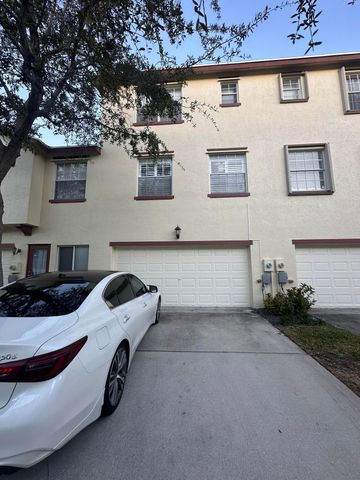 1890 SE Interlachen Drive, Port St. Lucie, Port St Lucie, FL 34952