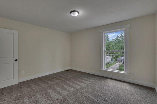 1814 Genessee Avenue, Columbus, OH 43211