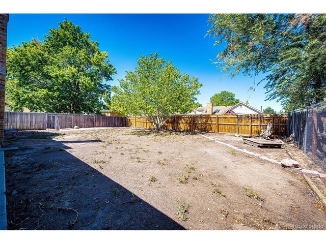 4505 Eagle St, Denver, CO 80239