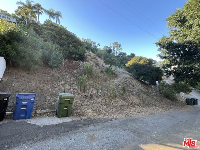 6911 Cahuenga Park Trail, Los Angeles, CA 90068