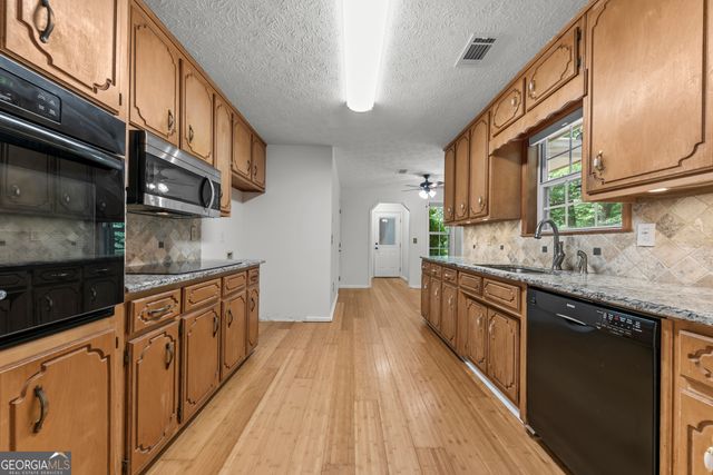 1451 Double Bridges Road, Madison, GA 30650