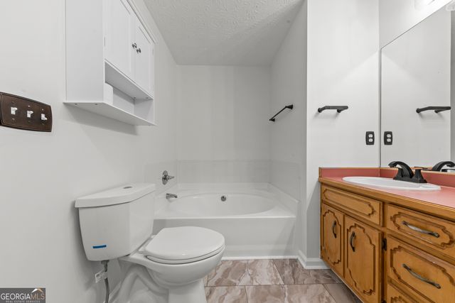 1451 Double Bridges Road, Madison, GA 30650