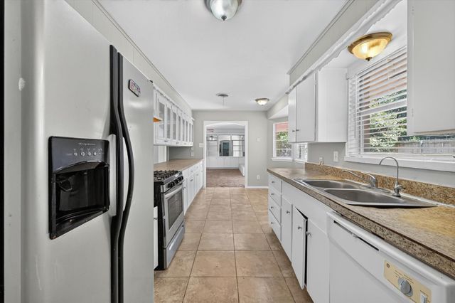 7200 Ellis Road, Fort Worth, TX 76112