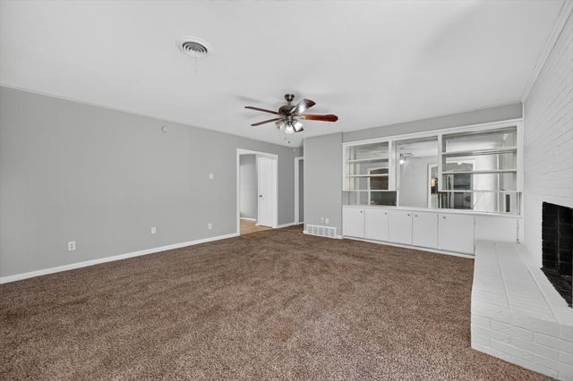7200 Ellis Road, Fort Worth, TX 76112