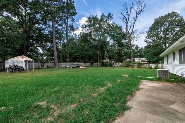 110 S 10Th Street, Gurdon, AR 71743