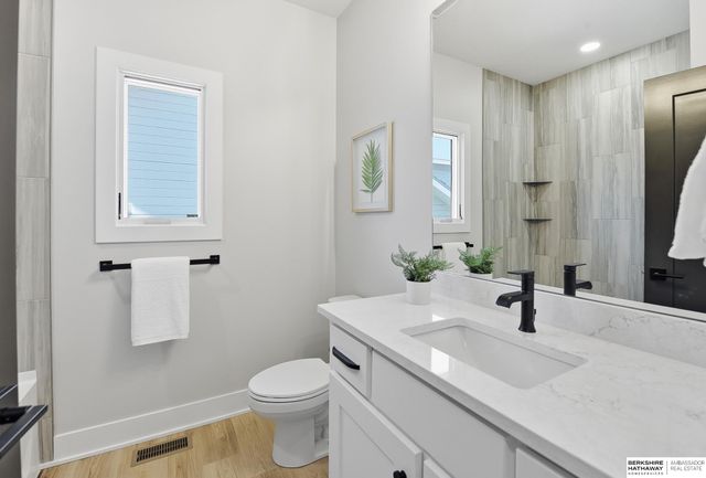 7651 N 167th Street, Bennington, NE 68007