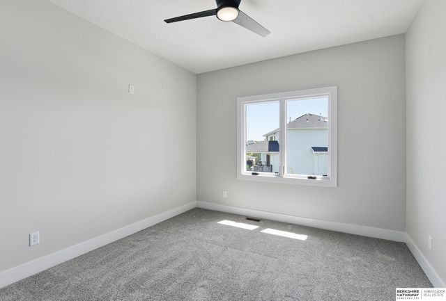 7651 N 167th Street, Bennington, NE 68007